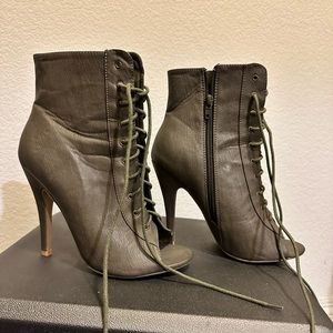 4 inch Clabel open-toes booties